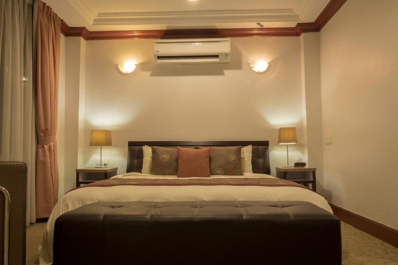 The Regency Scholar'S Inn Kuala Lumpur Dış mekan fotoğraf